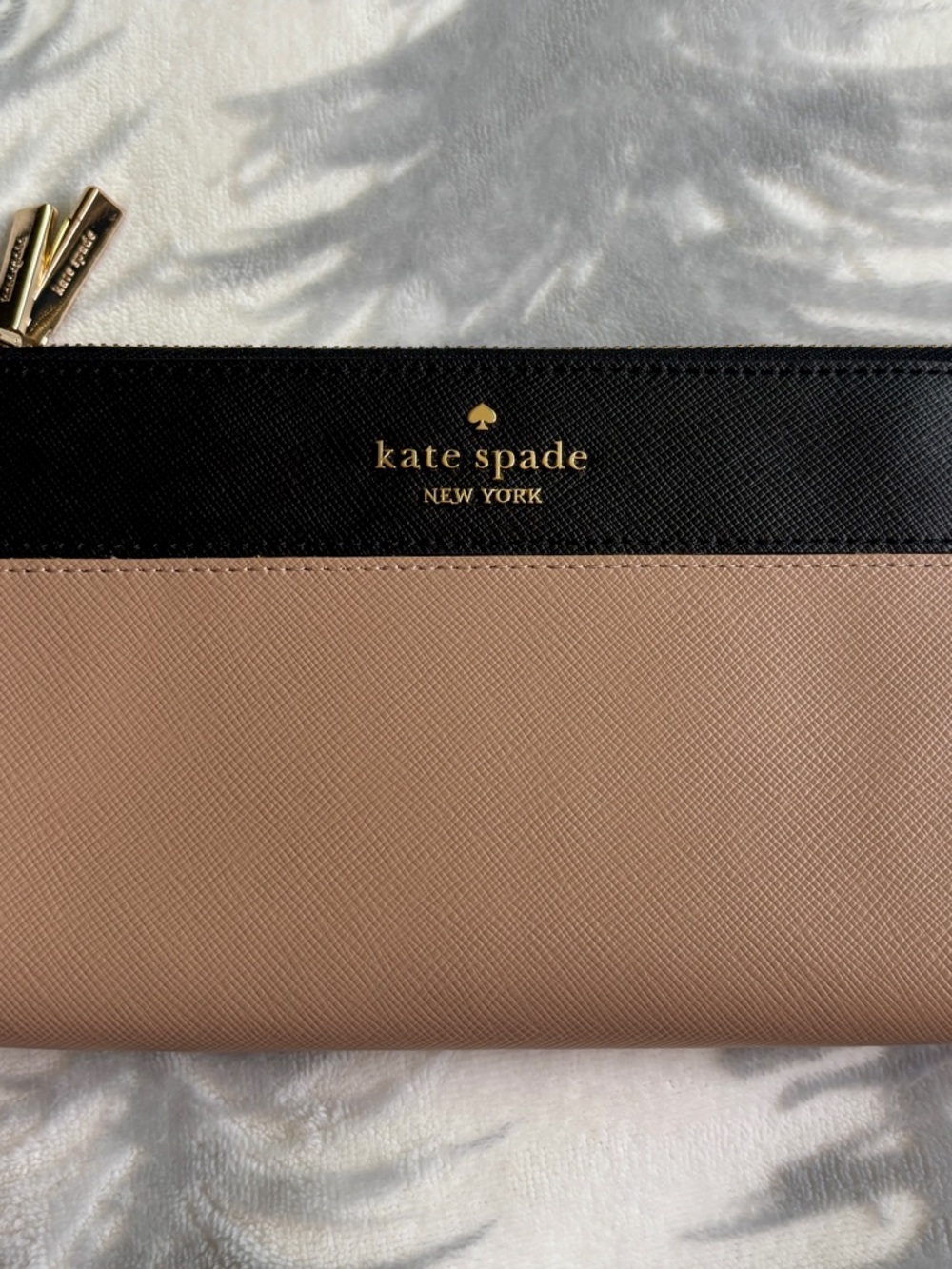 Kate Spade New York Madison- Double zip wristlet - Picture 2 of 7